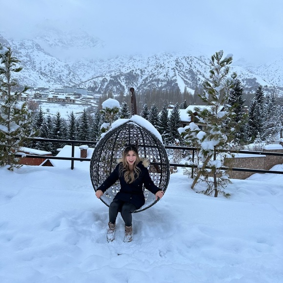 Meet your Posher, Zaheda - Picture 1 of 1